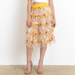 HESPERUS / Petal Embroidered Sheer Overlay Skirt